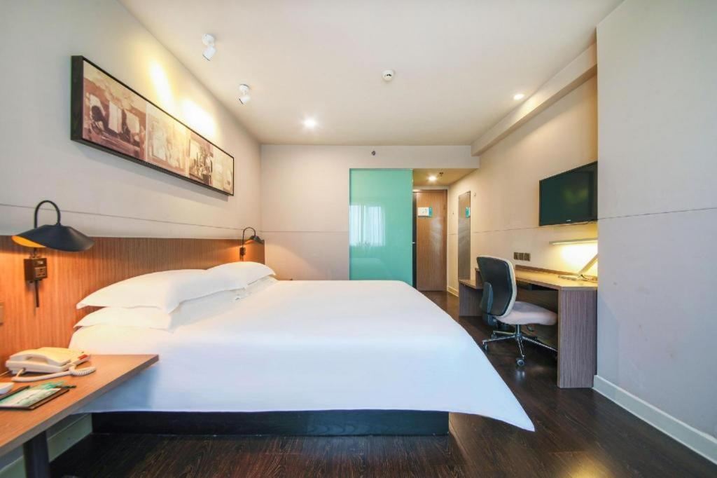 Jinjiang Inn Select Wuhan Xinhua Road Xiehe Hospital Экстерьер фото