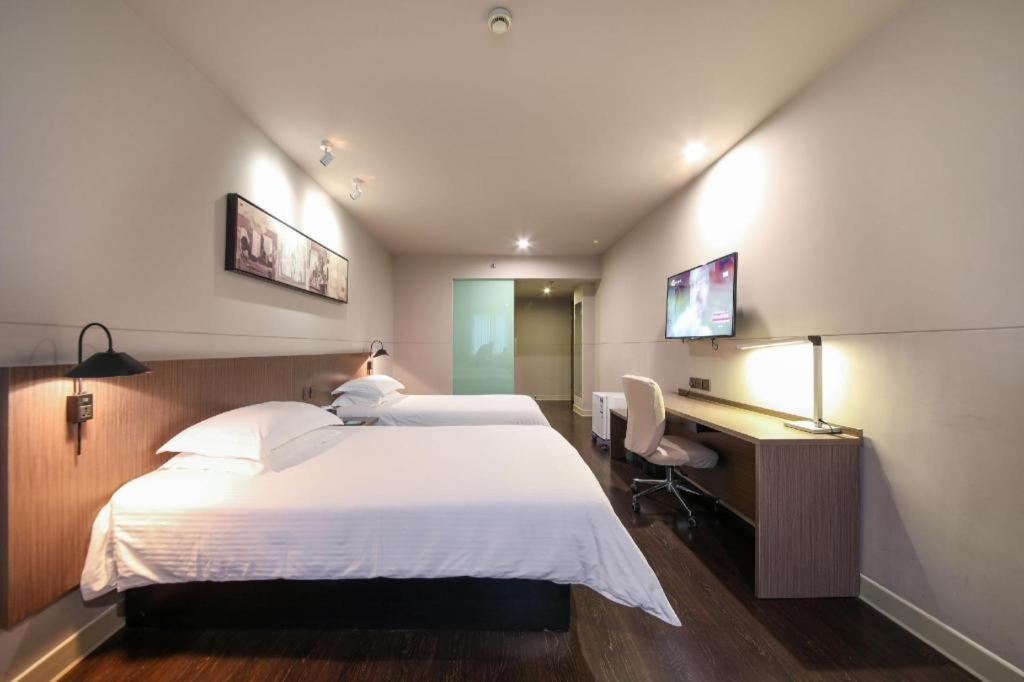 Jinjiang Inn Select Wuhan Xinhua Road Xiehe Hospital Экстерьер фото